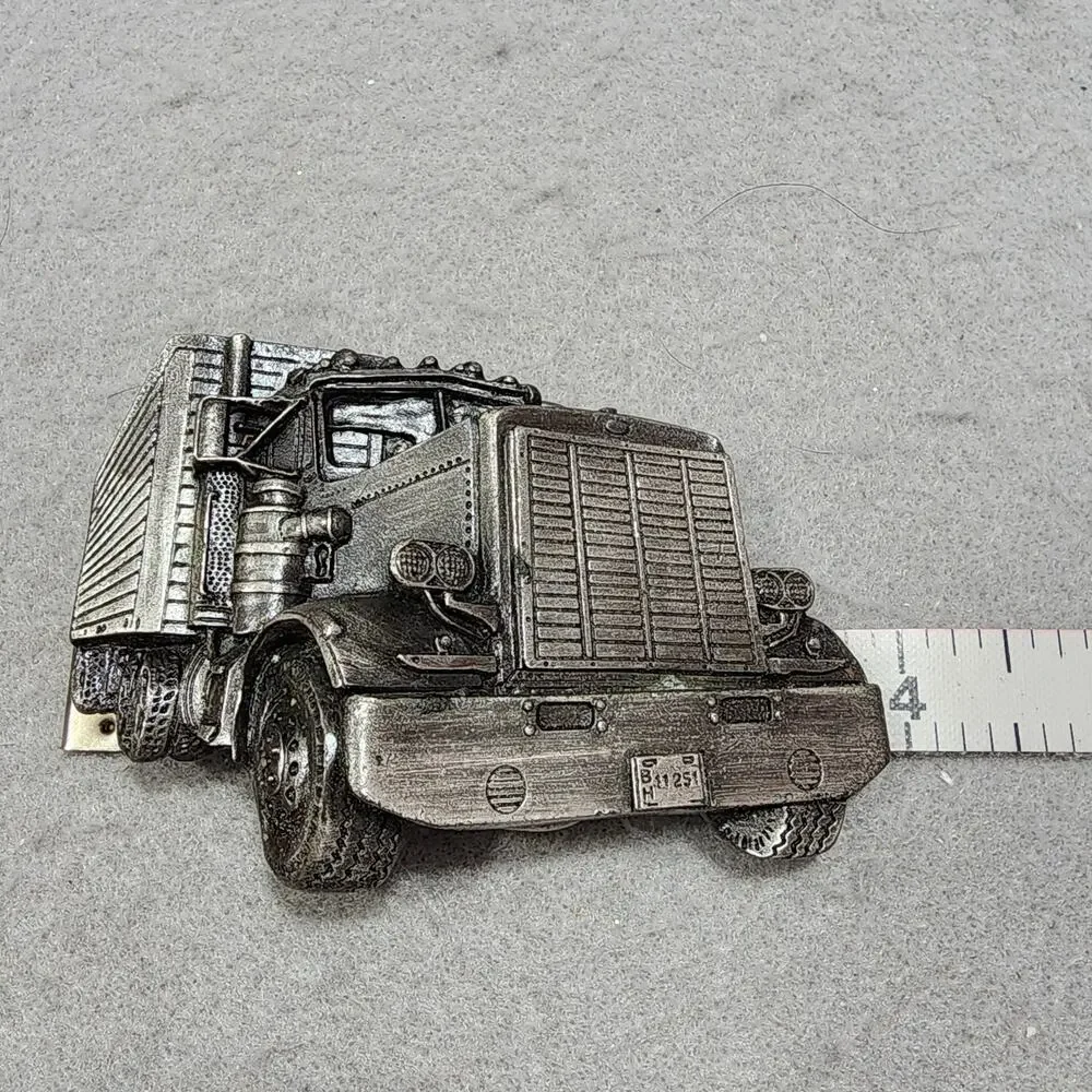 Semi Truck Trailer Belt Buckle Pewter Tone Bergamot Brass Works Vintage 1977 USA